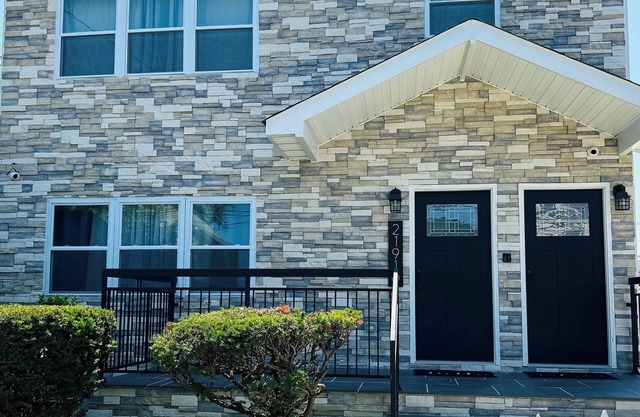 Luxury Spacious Home Nearby JFK