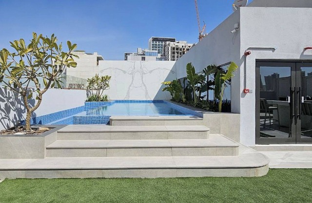 Luxury Stay At JVC with Pool & Gym