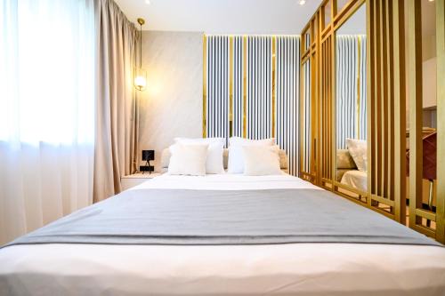 Luxury Studio Design By YamaLuxe