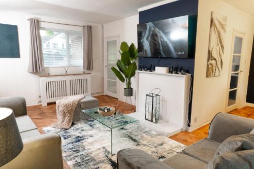 Luxury Virginia Water 3BR near Thorpe Park & Heathrow