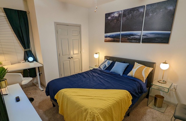 Luxy 1-Bd, 1-Ba Apt near Space Center Houston