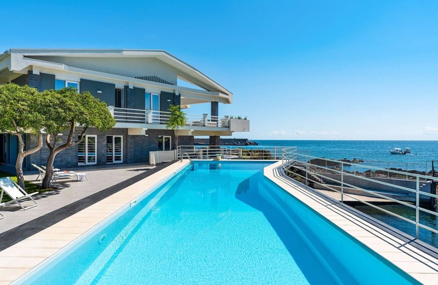 Lxury seafront villa with pool set in Stazzo, Sicily