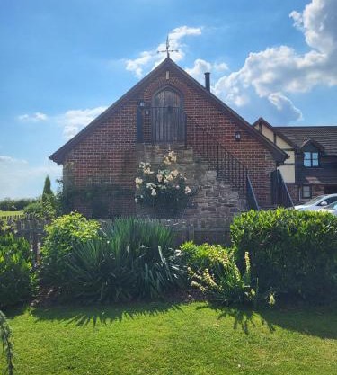 Lyde Cross Coach House