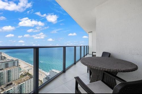 Lyfe Oceanview Resort Luxury 2 Bedroom Unit