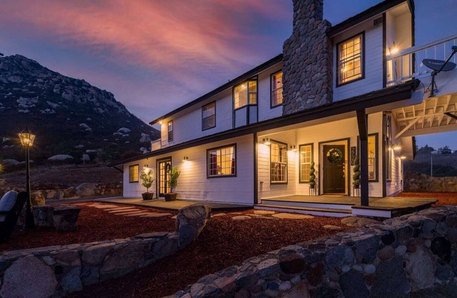 Lyons Peak Shared Home - San Diego Gem!