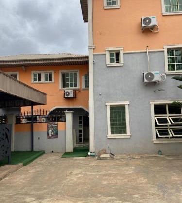 Magnet hotel & suite