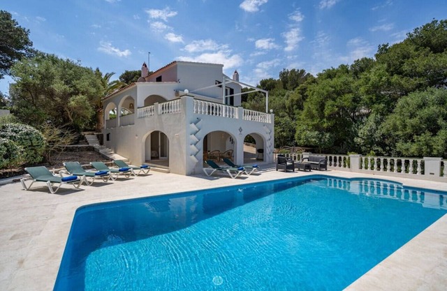 Magnificent Villa Luminosa- private pool and views