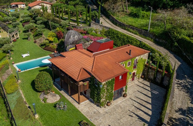 Magnolia Sublime Villas | 4 bedroom villa with large gardens and heated pool