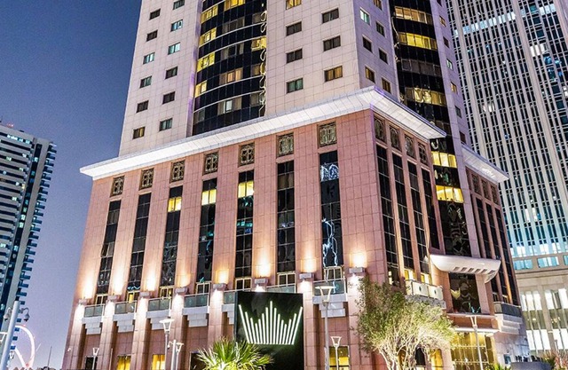Magnum Hotel & Suites West Bay