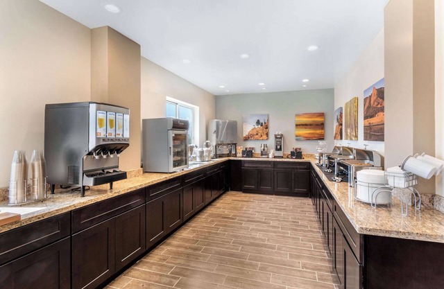 MainStay Suites Denver International Airport