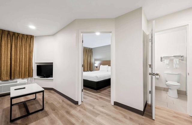 MainStay Suites Raleigh North