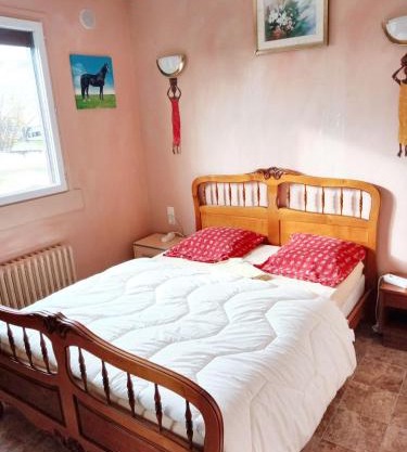 Maison accueillante à Montluçon avec jardin privatif