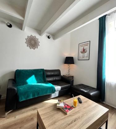 Maison entière 2 chambres Lunel avec Parking