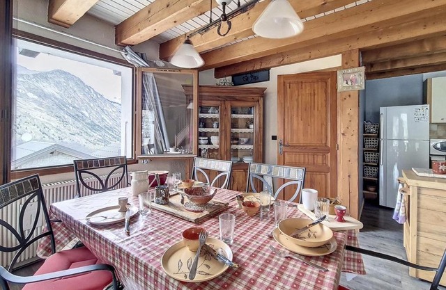 Maison Familiale Cosy avec Terrasse, Proche Centre et Téléski à Saint Martin de Belleville - FR-1-344-1176