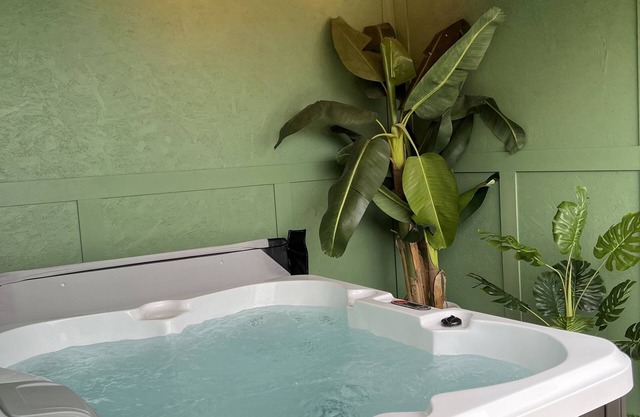 Maison la dolce vita with year-round spa