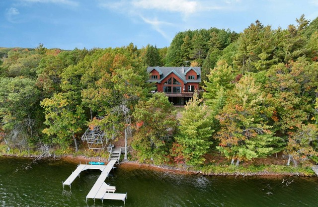 Majestic Moose Lodge