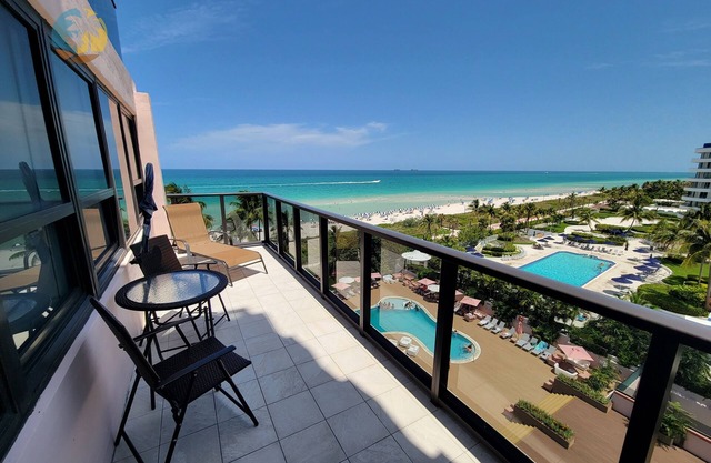Majestic Oceanfront 3 Bedroom Views Every Room Large Corner Apartment - 901