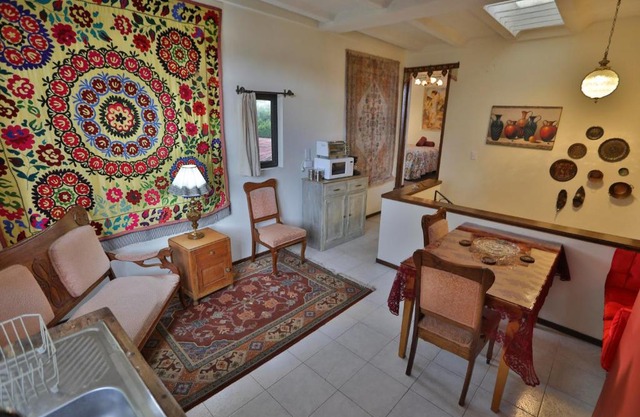 Majikal B&B - Sherezade