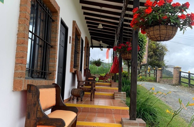 Mamatina Hotel