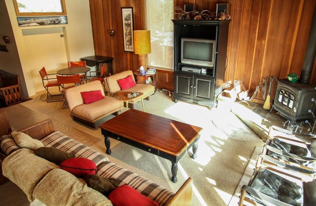 Mammoth West #140 Condo