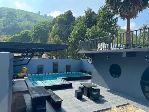 Manee PoolVilla 2