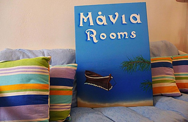 Mania Rooms and Studios