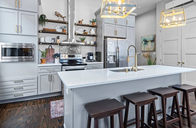 Manifest Loft 1- downtown historic Washington NC