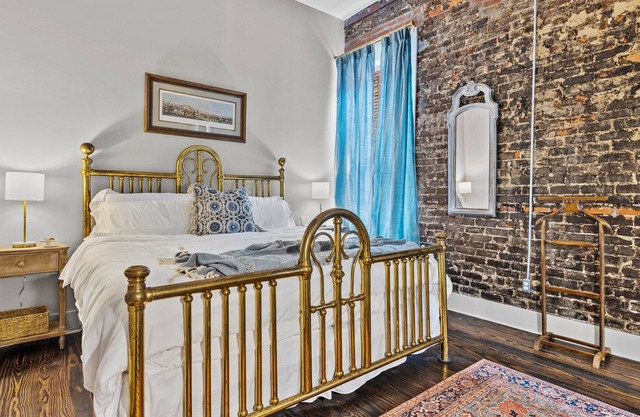 Manifest Loft 2 in downtown historic Washington, NC