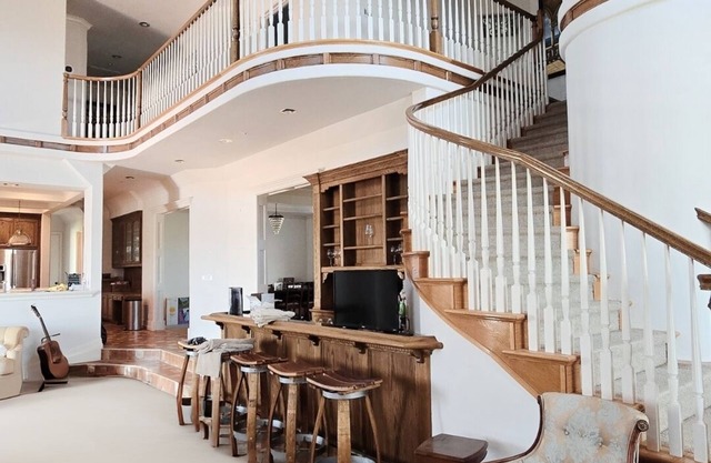 Manor at Santellan Vineyards 4156 sqft 6 bedroom - 4.5 bath