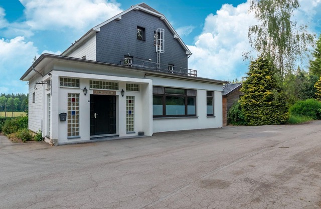 Mansion in Büllingen with Pool & Sauna