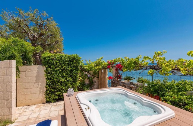 Mareo Apartment by BarbarHouse