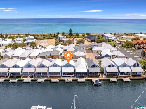 Marina View Port Geographe with WiFi