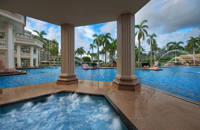 Marriott beach club- Ocean view villa n1 bedroom condo sleeps 4