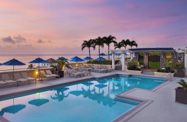 Marriott's BeachPlace Towers