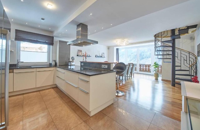 Marys Holiday Penthouse
