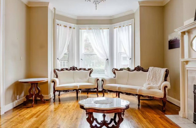 Master Suite w/Private Bath in Historic Home