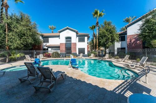 Metro Chandler Extended Stays - Cozy 1BD Room
