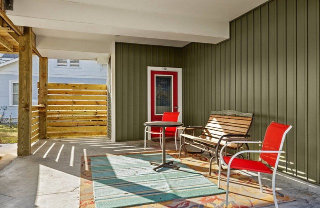 Mi Faro Unit B in Harkers Island, NC