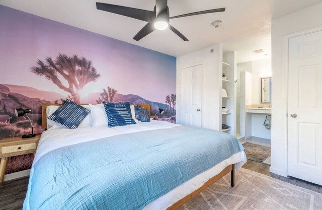 Midtown Modern - Stylish 2BR Lodging in Reno