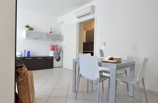 Mina 1 - Studio Apartment, Sleeps 2