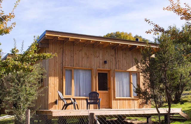 Mini Casa en la montaña con vista a la CASCADA- Andes Alquileres
