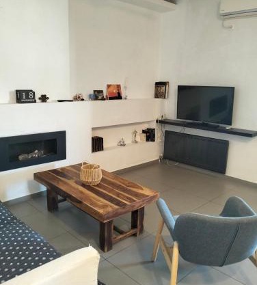 Minimal flat in Kalithea