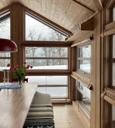 Modern Ål Cabin At The Foot Of Reinskarvet