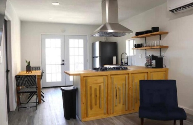 Modern 3 Bdrm - i40 - 20 mins Palo Duro Canyon