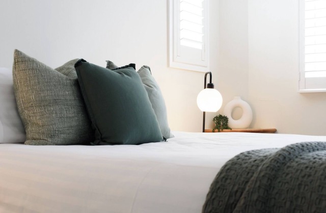 Modern 3-Bed House in Launceston CBD w/Parking