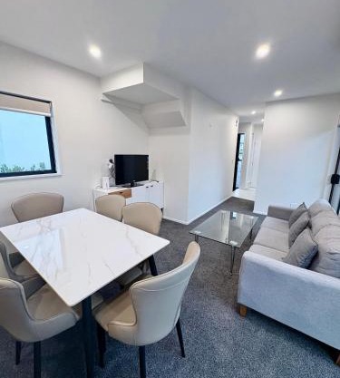Modern 3BR Escape 3 Private Baths Rare Garage Perfect for Groups