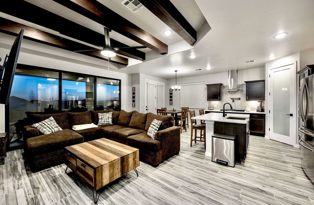 Modern Accessorized 3-Bedroom