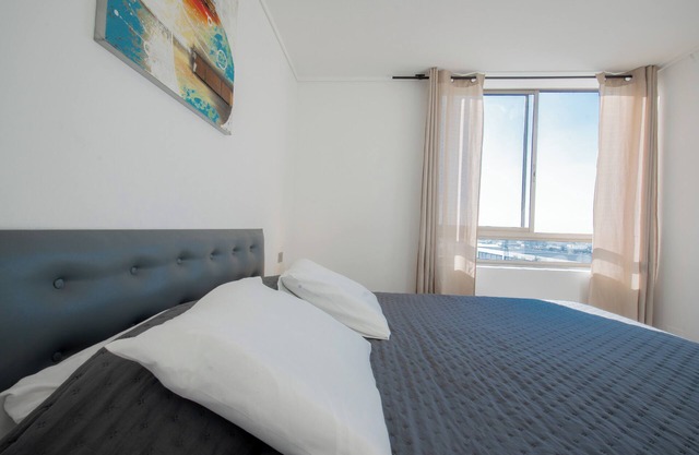 Modern and bright family apartment (close to Carlos Valdovinos subway station).
