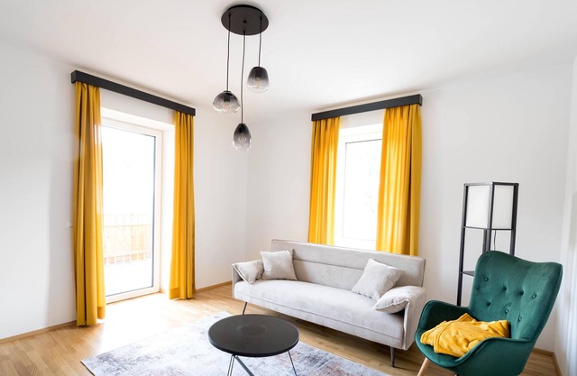 Modern apartment with balcony near Kreischberg