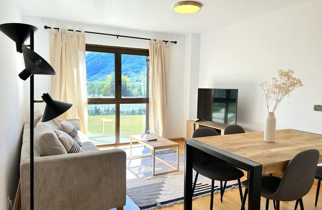 Modern i familiar apartament a Esterri d'Àneu by RURAL D'ÀNEU